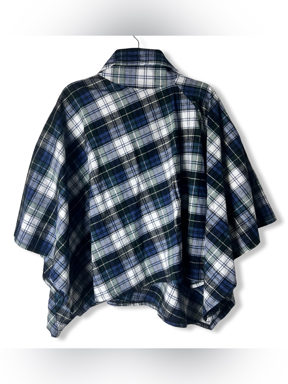 Vermont Flannel Co NWT Plaid Poncho Shawl Cape Blue Green Cabincore USA Sz L/XL - Picture 2 of 8